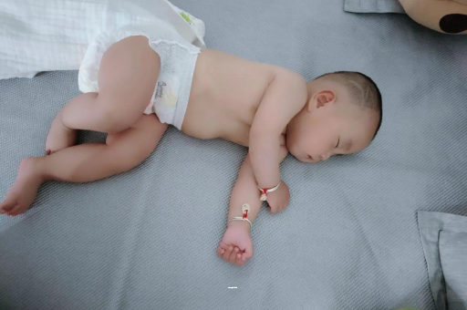 河池怀孕肚子胀气如何排气